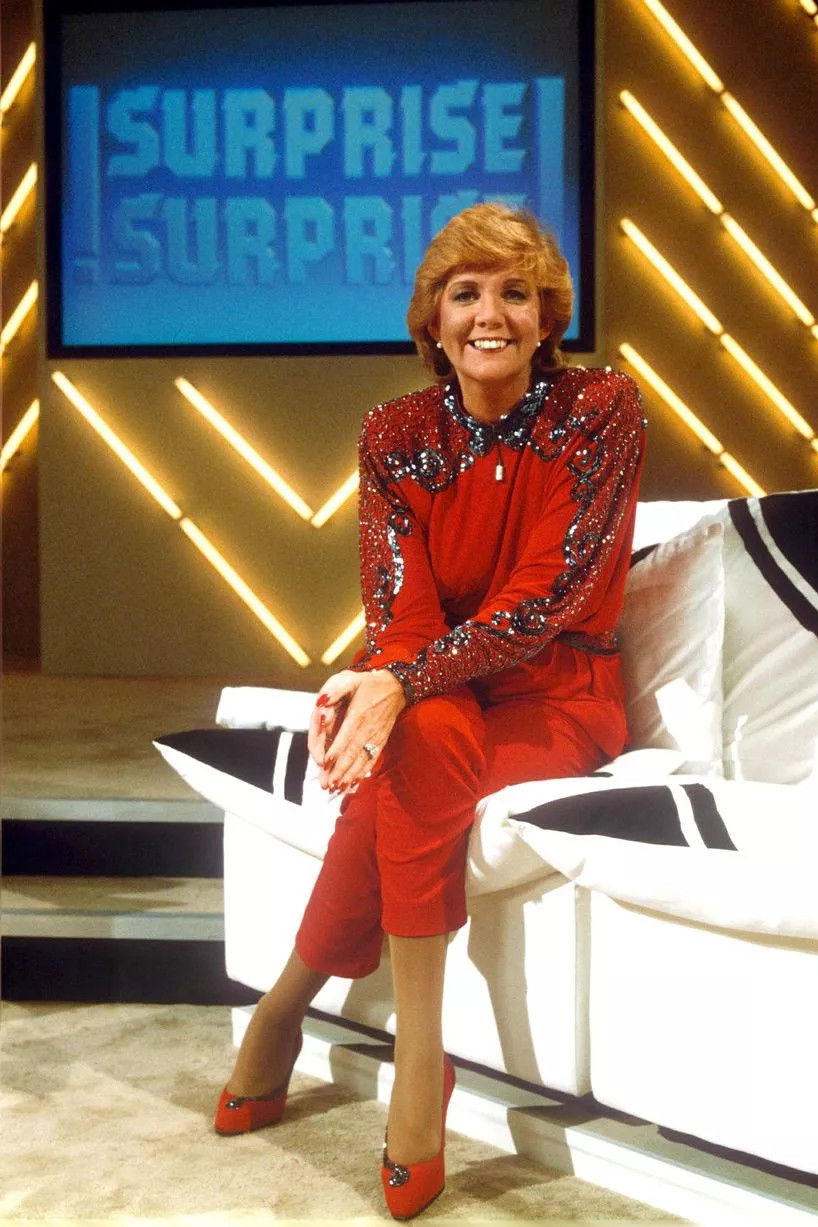 Surprise Surprise! [130349] (A1773651585) [[Shows 2.0]] --Plex--